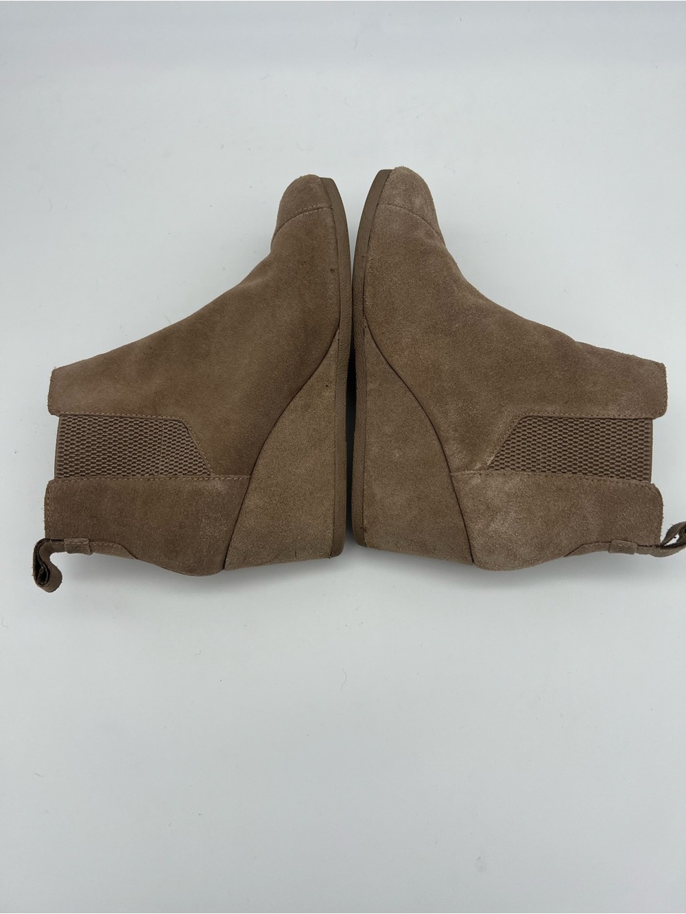 TOMS suede leather Wedge heels Chelsea Boots in tan beige women’s size 9 - Picture 4 of 9